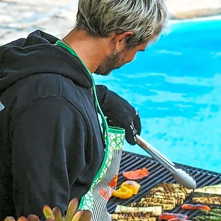 Da Silva Surfcamp 7 Bettzimmer Mit Fruehstueck * Lourinha (Lisbon)